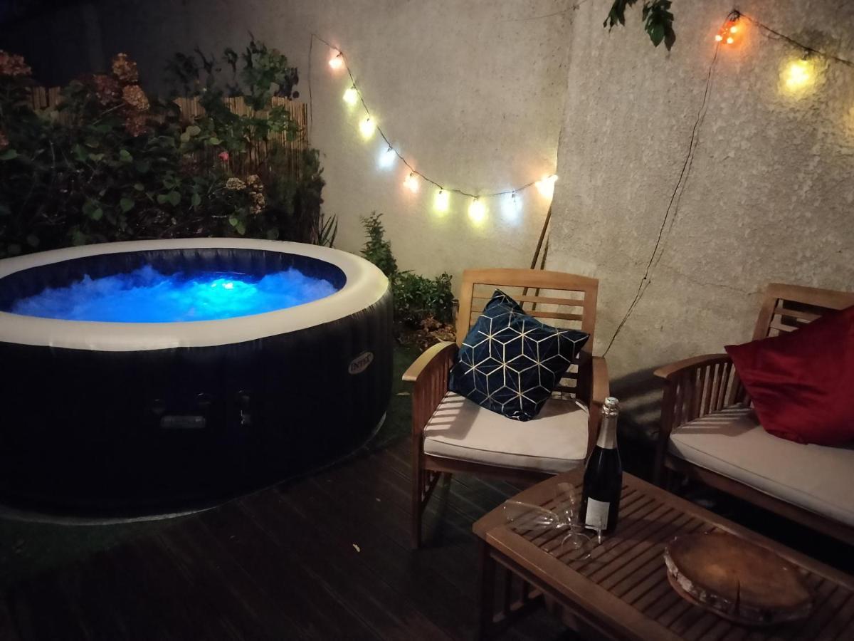 Magnifique Villa Avec Jacuzzi Au Pied Du Stade Сен-Дені Екстер'єр фото