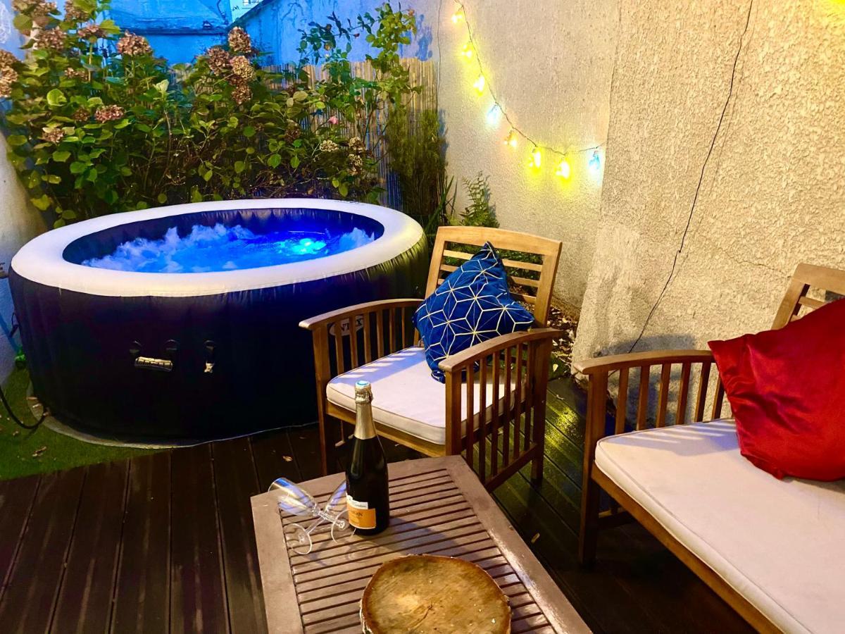 Magnifique Villa Avec Jacuzzi Au Pied Du Stade Сен-Дені Екстер'єр фото